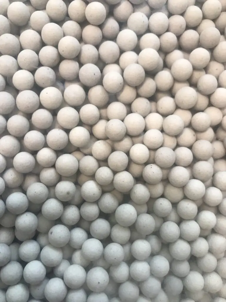 molecular sieve absorbers
